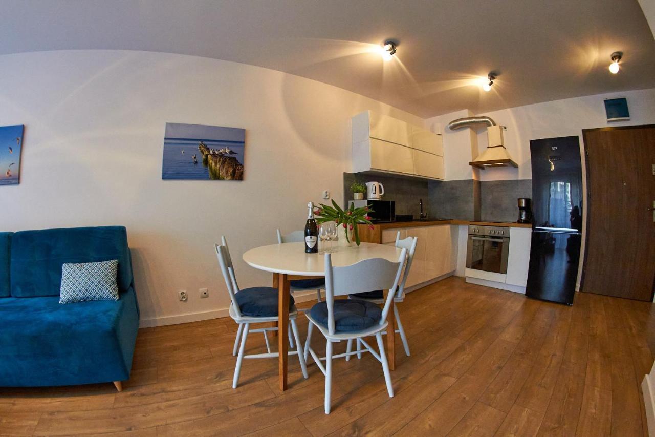 Apartamentyprzymorzu Baltycki Z Miejscem Postojowym I Ogrodkiem Kołobrzeg Buitenkant foto