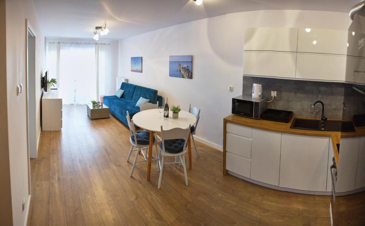 Apartamentyprzymorzu Baltycki Z Miejscem Postojowym I Ogrodkiem Kołobrzeg Buitenkant foto