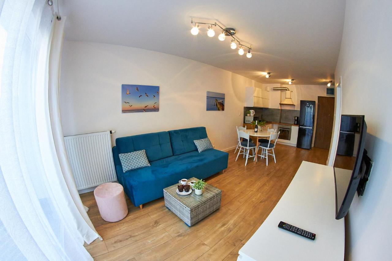 Apartamentyprzymorzu Baltycki Z Miejscem Postojowym I Ogrodkiem Kołobrzeg Buitenkant foto