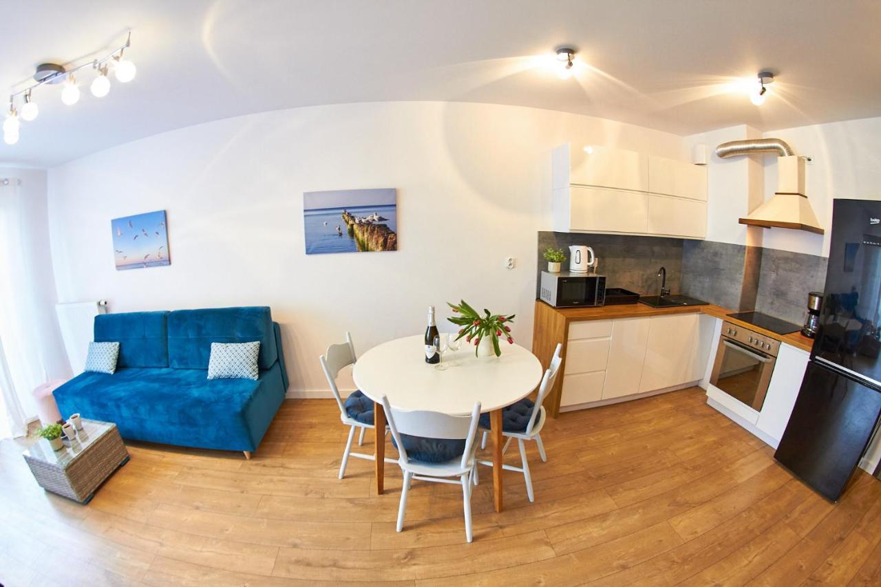 Apartamentyprzymorzu Baltycki Z Miejscem Postojowym I Ogrodkiem Kołobrzeg Buitenkant foto